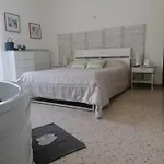 Casa Rosa Degli Abruzzo Bed & Breakfast
