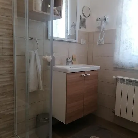 Casa Rosa Degli Abruzzo 3*