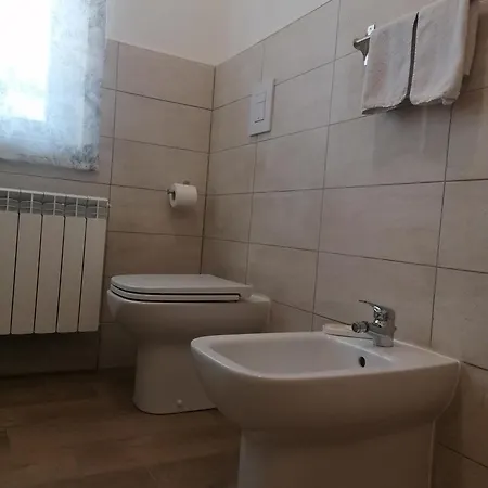 Nocleg ze śniadaniem Casa Rosa Degli Abruzzo 3*