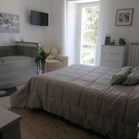 Casa Rosa Degli Abruzzo Bed & Breakfast Musellaro