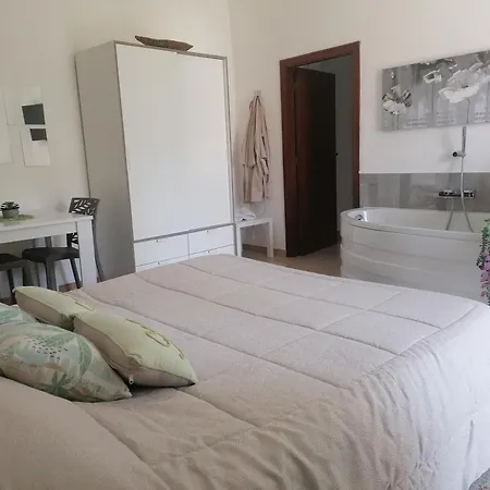Nocleg ze śniadaniem Casa Rosa Degli Abruzzo 3*