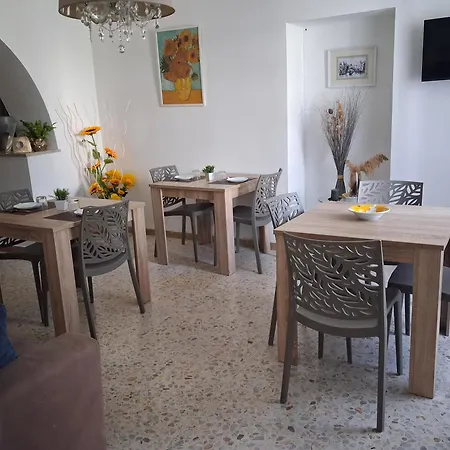 Casa Rosa Degli Abruzzo 3*