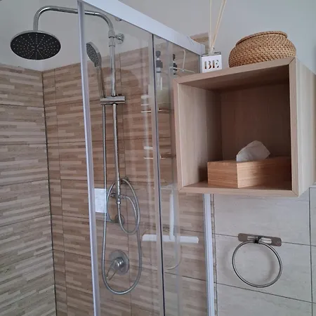 Casa Rosa Degli Abruzzo Bed & Breakfast