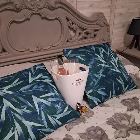 Bed & Breakfast Casa Rosa Degli Abruzzo 3*