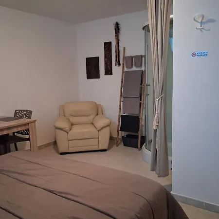 Casa Rosa Degli Abruzzo Bed & Breakfast 3*